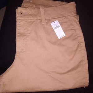 women's khaki pants